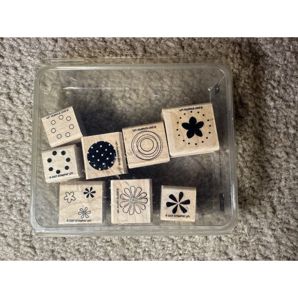 2007 Stampin Up Polka Dots And Petals Set Of 8 Wood Mounted Rubber Stamps